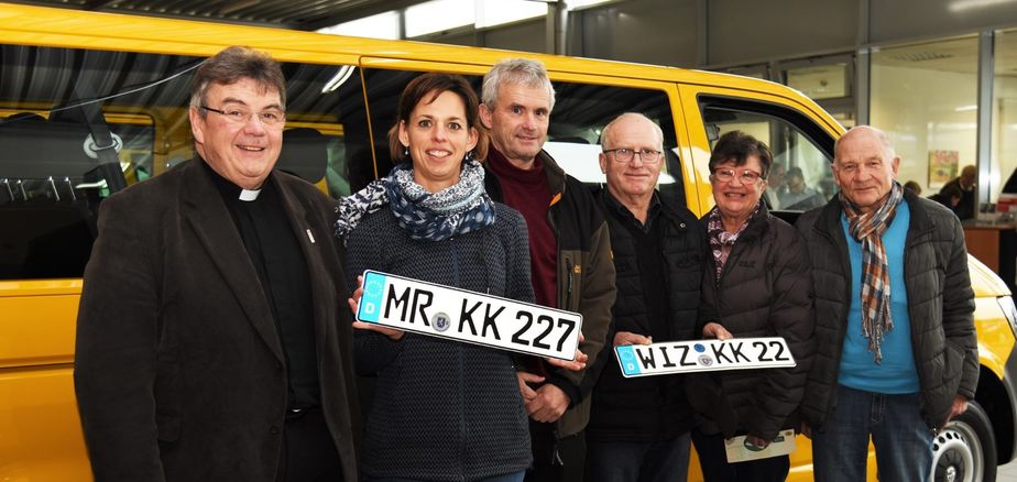 Monsignore Georg Austen, Alexandra Blanke, Norbert Zander, Herbert Siebert, Waltraut Siebert und Egon Rammenzweig. Foto: Sr. Theresita M. Müller